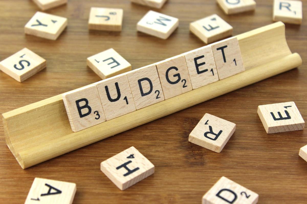 choosing-the-right-event-staff-budget