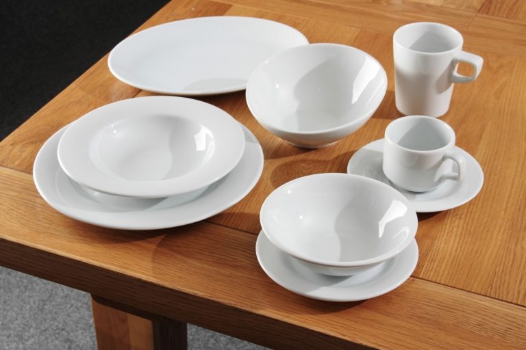 Introducing the Porcelite Crockery and Canape / Buffet Catering Ranges